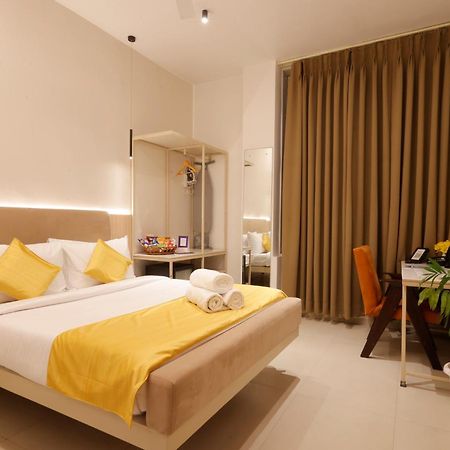 Hotel Varuna Varanasi Eksteriør bilde