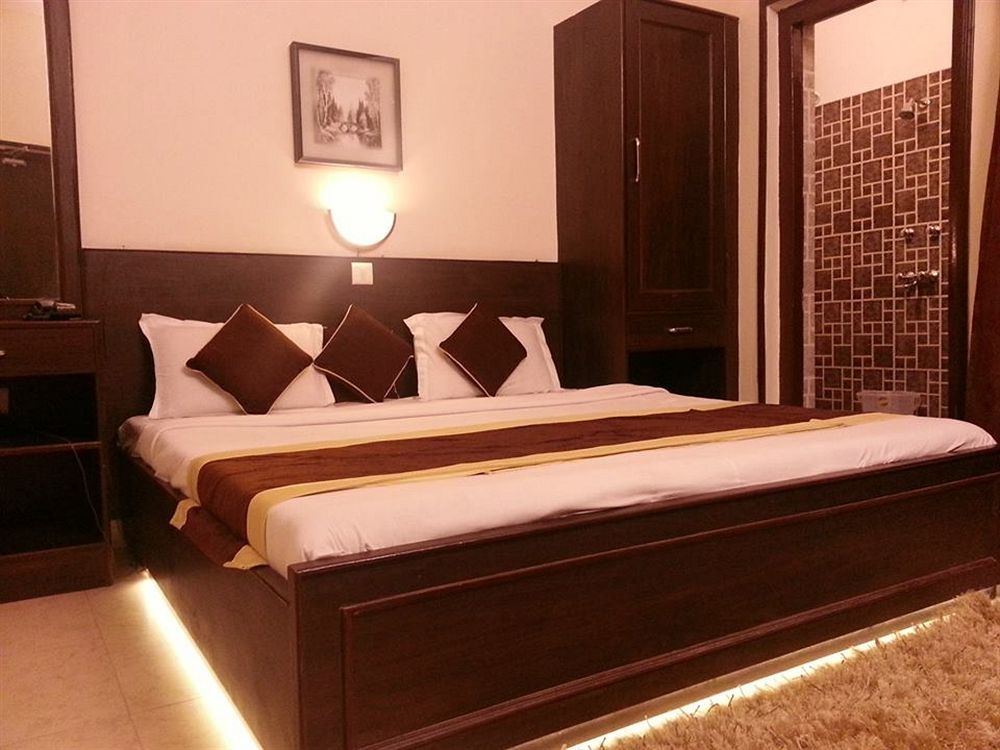 Hotel Varuna Varanasi Eksteriør bilde