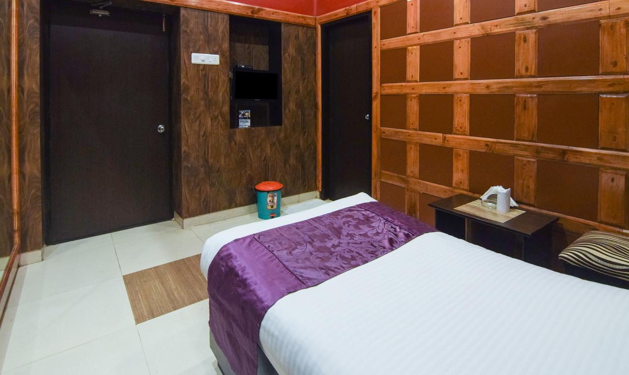 Hotel Varuna Varanasi Eksteriør bilde