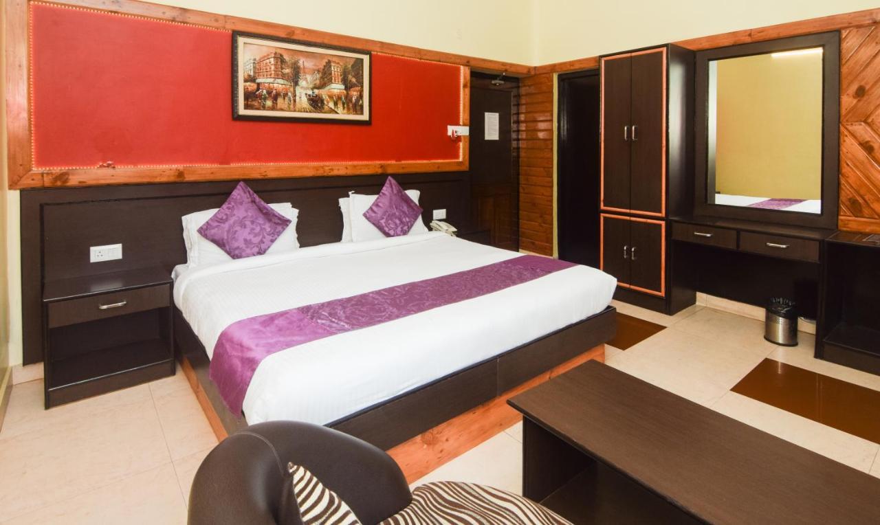 Hotel Varuna Varanasi Eksteriør bilde