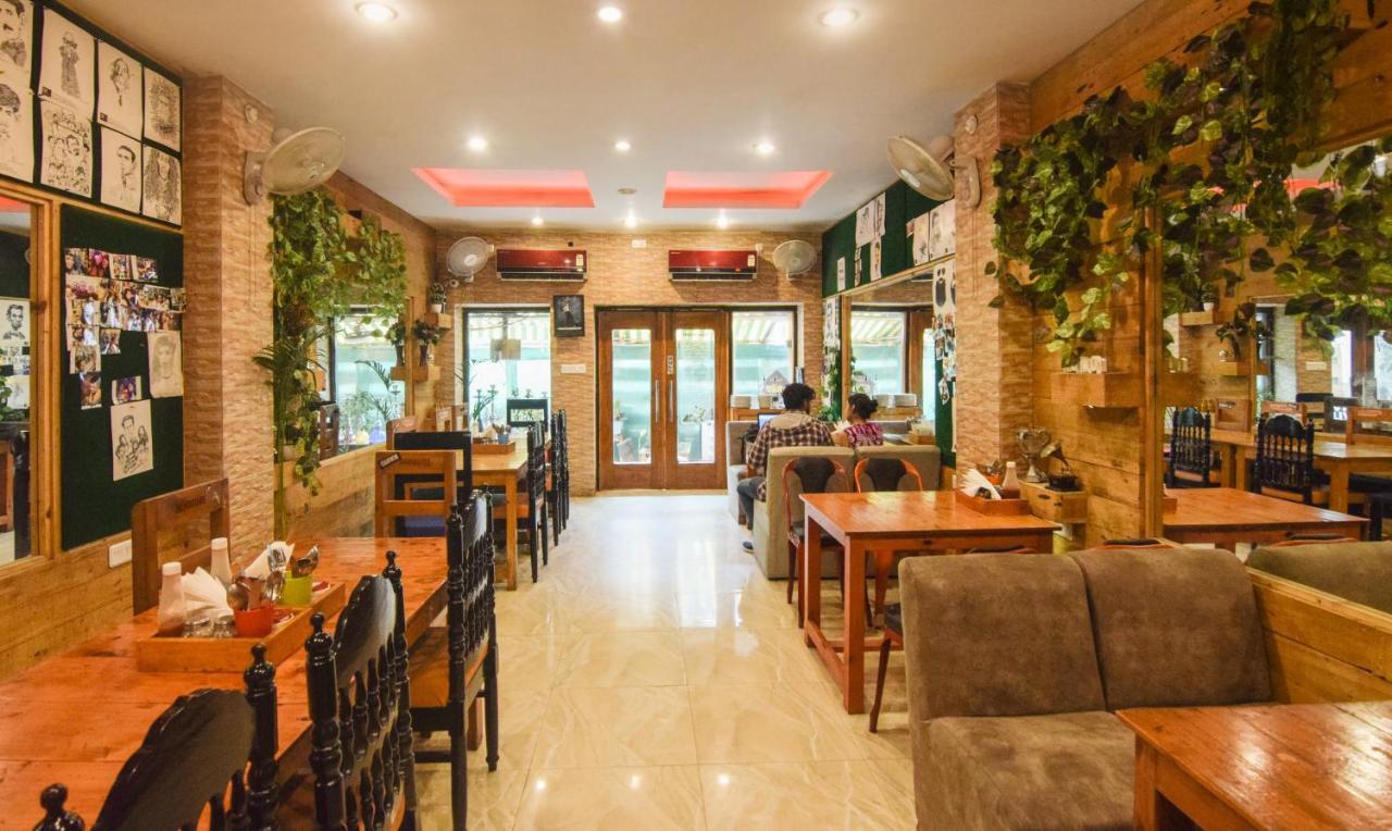Hotel Varuna Varanasi Eksteriør bilde